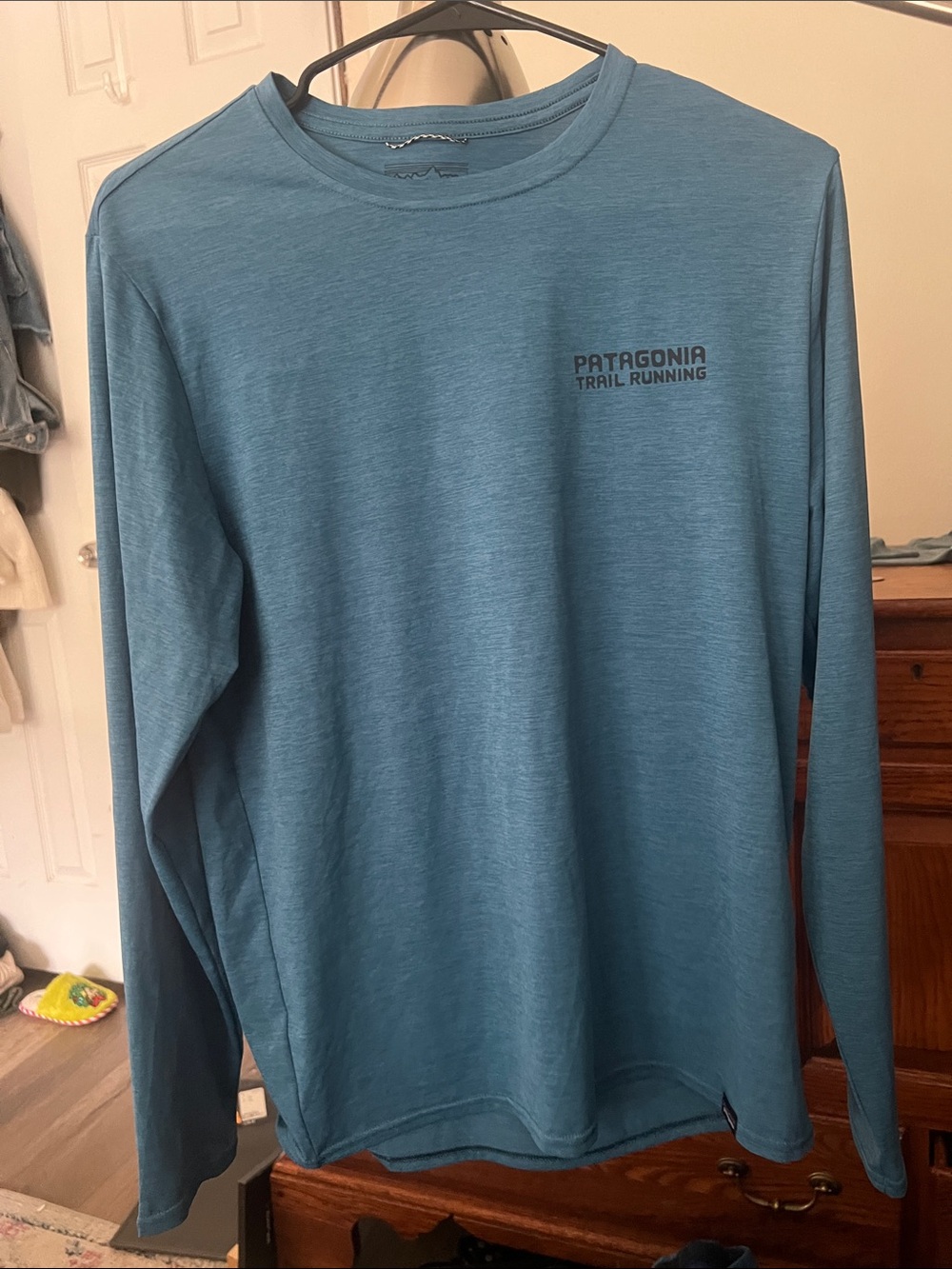 Patagonia Men’s Trail Running Long-Sleeve Shirt — Teal Blue